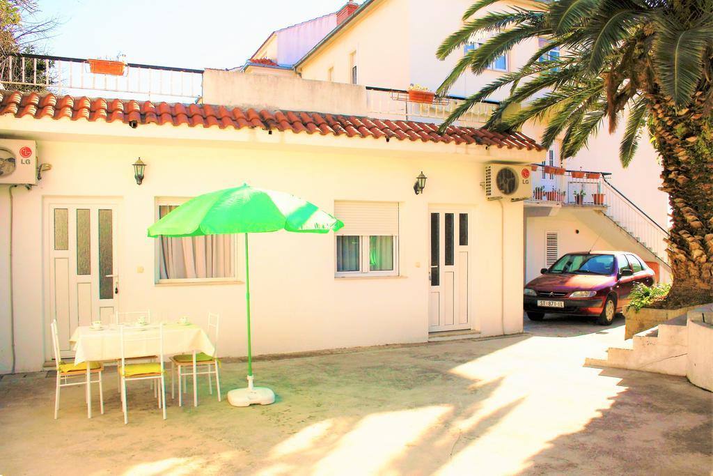 Adria Apartments Stobreč Esterno foto