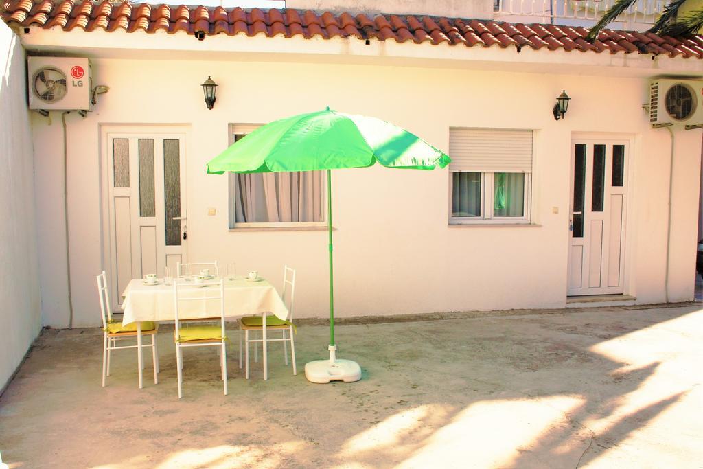 Adria Apartments Stobreč Esterno foto