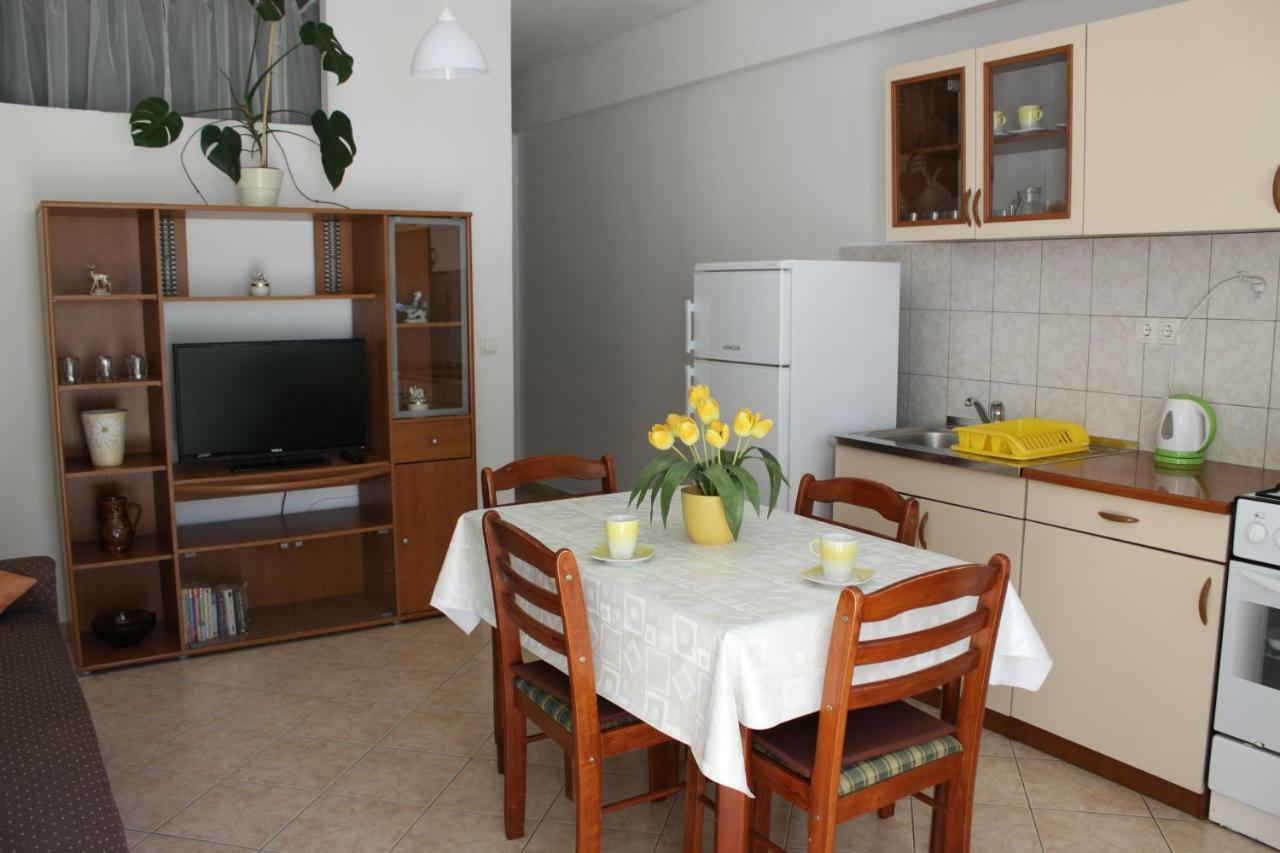 Adria Apartments Stobreč Esterno foto