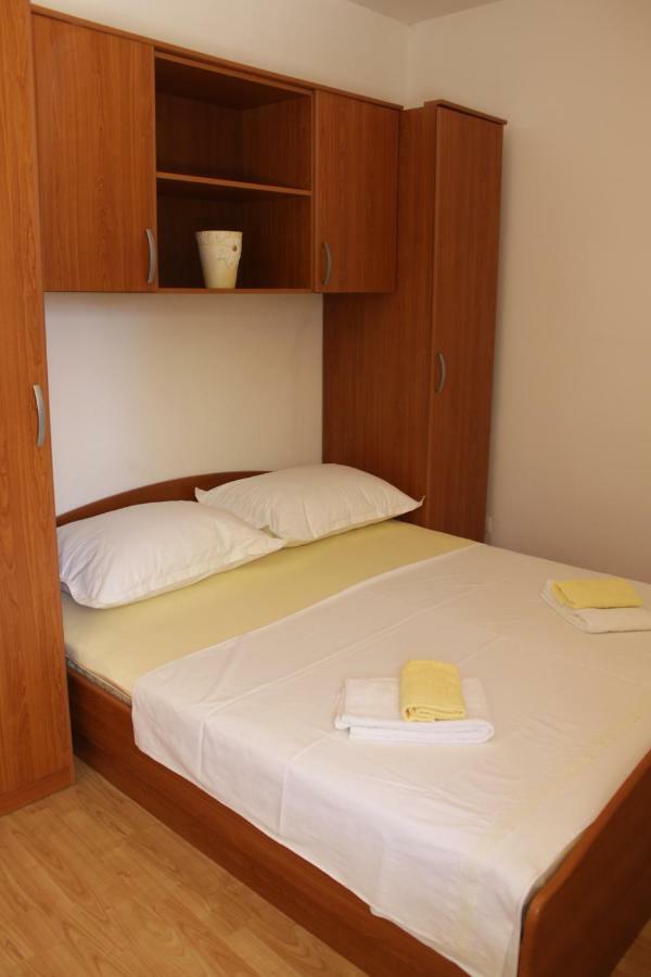 Adria Apartments Stobreč Esterno foto
