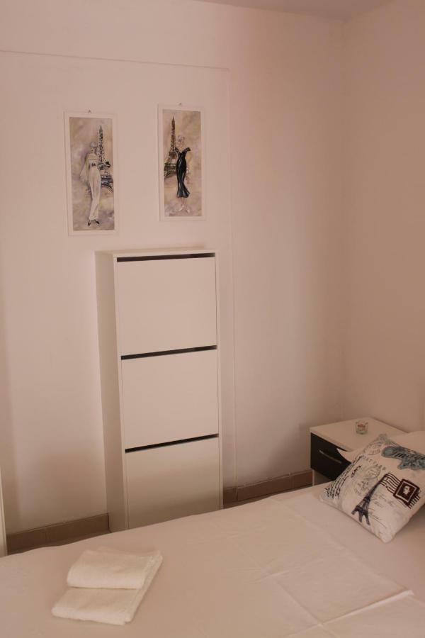Adria Apartments Stobreč Esterno foto